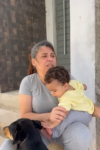 H2516007 Melhor presentear não emprestar dinheiro ninguém part2