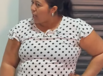 H2421021 Funcionária foi enganada pela irmã da patroa part2