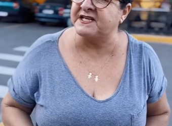 H2511006 Eu vi Marido humilhand0 ela no meio do mercado não aguentei tive que falr umas boas pra esse s4fado,ela tem que acordar… part2