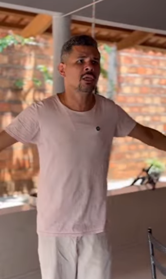 H2506013_Ele queria que irmã cozinhasse para sua namorada olha oque ela fez_part2.mp4