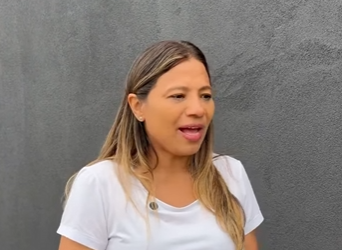 H2718002_As vezes amor não acabou…você simplesmente para de carregar que não lhe serve mais._part2.mp4