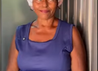 H2721013_Patrão generoso ajudou sua empregada_part2.mp4