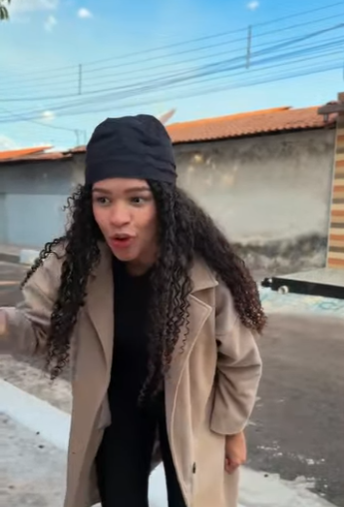 H0222008 Homem humilde salva um menino miliona rio recebe part2