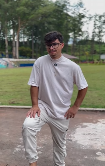 H0403012 Um momento qualquer registrado part2