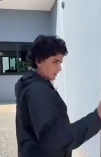 H0416007 vizinha quer comida part2