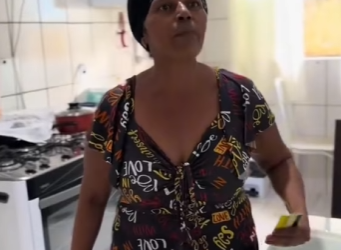 H0520020 QUERIA PEGAR CARTÃO DA MÃE FORÇA part2