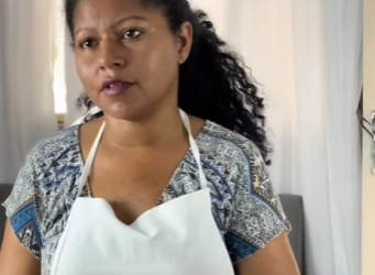 H0520017 PATRÃO NÃO SABIA QUE FUNCIONÁRIA ESTAVA PASSAN part2