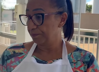 H0904010 Ela não esperava que patroa visse ela humilhando faxineira. veja no que deu! part2