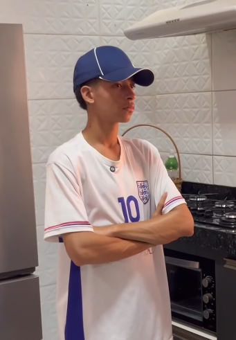 H0706019 Patrão descobre filho maravilhoso que tem Acompanhe essa história part2