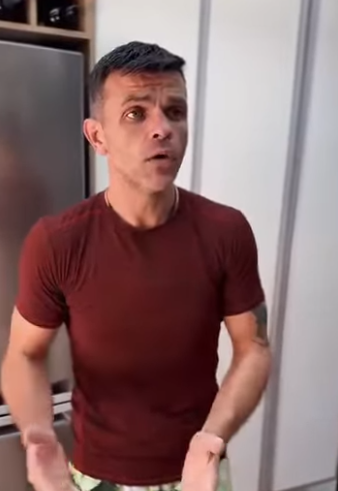 H1011016 Meu Marido filho único minha Sogra ainda não acostumou com ausencia dele,todo dia inventa uma desculpa pra vir aqui… part2