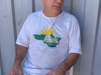 H1014001 Ela fez anos já queria ser dono do próprio nariz! part2