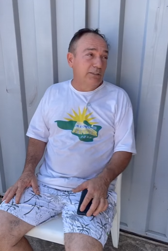 H1014001 Ela fez anos já queria ser dono do próprio nariz! part2