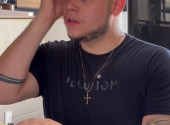 H1103003 Minha mãe tornou um pesadelo sonho da minha namorada. part2