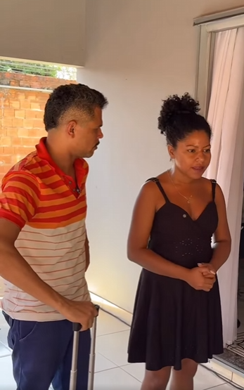 H1106003 Filho folgad0 volta pra casa olha oque irmã fez part2