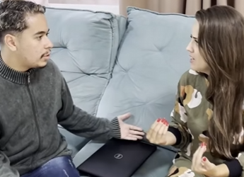 H1115014 Ela tr4iu marido com vizinho, só não esperava que acabaria na rua part2