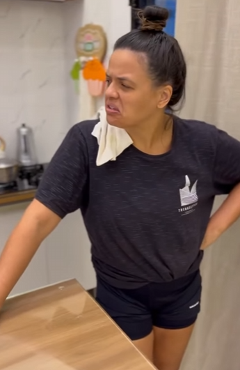 H1116010 Quando marido esquece valor da esposa destino dar troco. part2