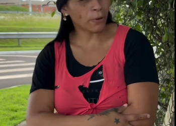 H1314007 Minha ex perdeu tudo virou moradora de rua mas decidi ajudar ela. part2