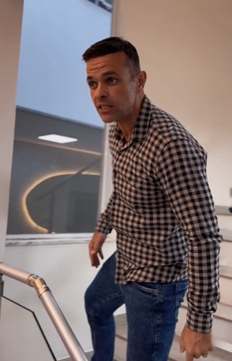 H1311011 Meu esposo me exclui totalmente da vida dele! seu egoísm0 acabou com nosso relacionamento part2