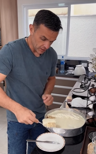 H1311014 Depois que perdi meu emprego tudo mudou! Minha esposa me humilh4 mesmo com todo meu esforço part2