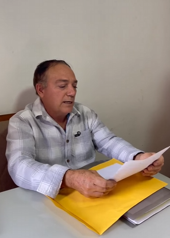 H1304004 Foi menosprezado por sua aparência em entrevista de emprego. veja no que deu! part2