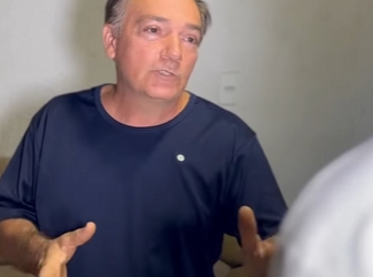 H1304005 Casamento esfriou, me arrumo toda, unha cabelo mais meu marido não ver, mais ele teve que ter um choque de realidade. part2