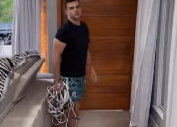 H1611004 As tr0lagens do meu marido passaram dos limites! Ele me acha dramatica mas ele não tem noção do quanto isso me deixa triste part2