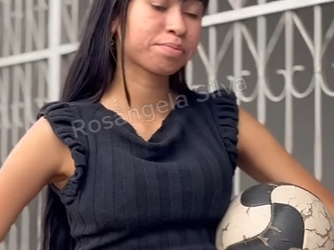 H1406009 Filha folgada destrata morador de rua olha oque pai fez part2