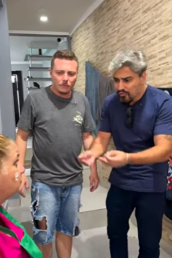 H0210008_que ela fazia com empregada vai te revoltar…_part2.mp4