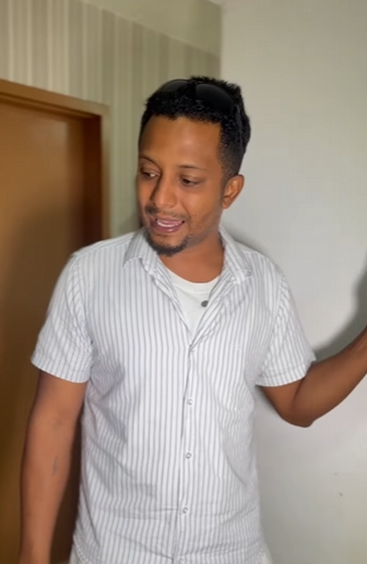 H1604005 Empregada era obrigada dar bola escondido para filho do patrão porque madrasta não gostava que ele comia nada part2