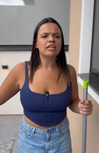 H1602007 Ela queria mandar na casa e transformar a filha do marido em empregada part2