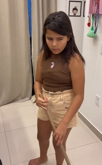 H1602015 Tentou humilhar a empregada mas não esperava por essa Reação part2