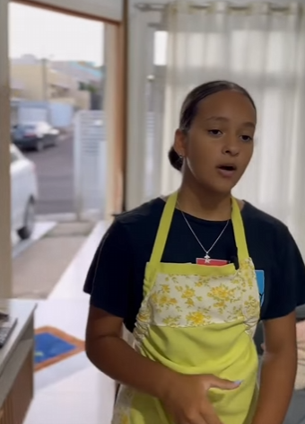 H1602009 Patroa snobb queria explorar empregada mas seu esposo tomou uma atitude inesperada part2