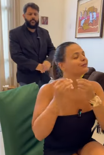 H1716013 Ela se fingia de doente mas part2