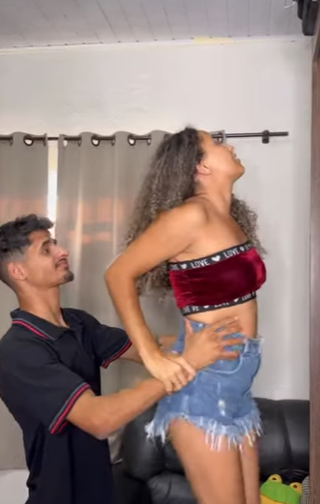 H1715014 Este homem descobriu infidelidade de sua esposa com seu irmão part2