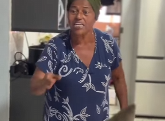 H0221010_Ela se cansou dos filhos folgados_part2.mp4