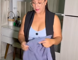 H1814019 Mulher tenta acusar funcionária de roubo patrão descobre tudo! part2