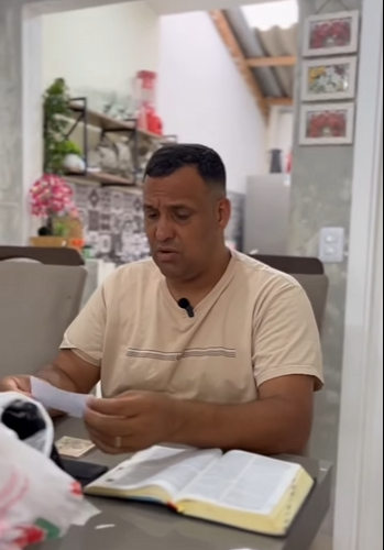 H1902013 O silêncio escondia a verdade. part2