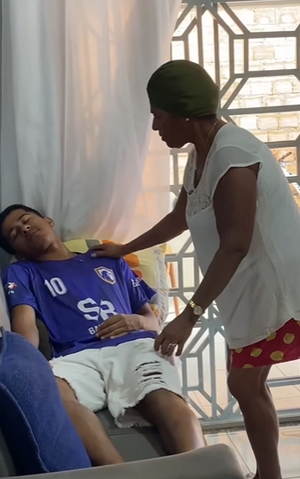 H2006005 Ela descobriu como neto era tratado Acompanhe essa história! part2