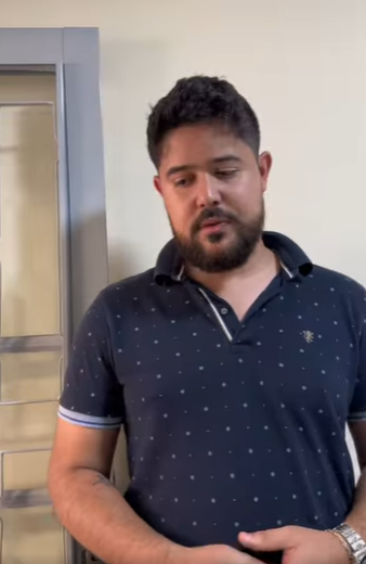 H2015019 Milionário testa seus funcionários os recompensa part2