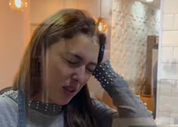 H0210019 Ela queria ver sua mãe no dia das mães, mas ela morava longe… part2