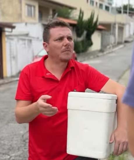 H0210020 Um bom homem sempre faz tudo pela sua família… part2