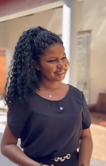 H2306016 Um presente especial Acompanhe essa história part2