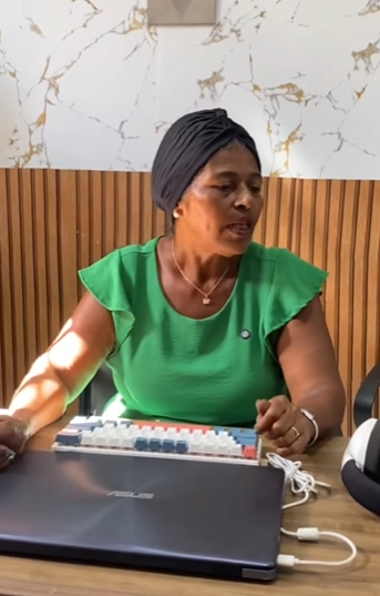 H2306018 Ela deu uma lição no filho part2