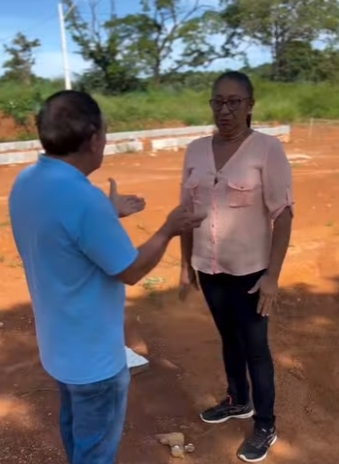 H2414006 Patrão pega no flagra gerente humilhando funcionária tomou essa atitude part2