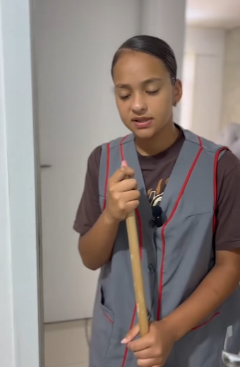 H2316017 Tudo mudou ali. part2