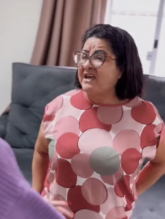 H2511015 Acabei de ter minha filha já estou passando raiv4,minha Sogra não deixa eu cuidar da menina,ela quer fazer tudo sozinha… part2