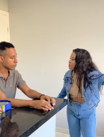 H2503017_Ele encontrou esposa com outro sua reação foi_part2.mp4