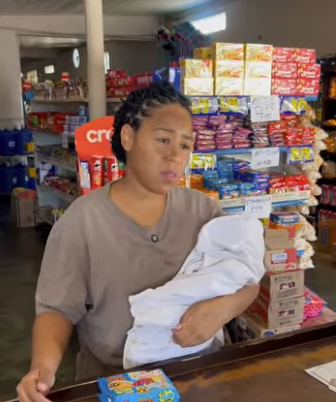 H2504025_Dona de supermercado tirou fome dos filhos dessa moradora de rua final emocionante!_part2.mp4