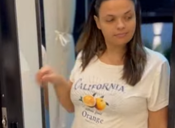 H2602005_Madrast@ jogava comida para os cachorros deixava entead@ passar fome_part2.mp4