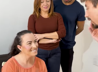 H2615011_Ele zombou da roupa da esposa mas teve uma reviravolta!_part2.mp4